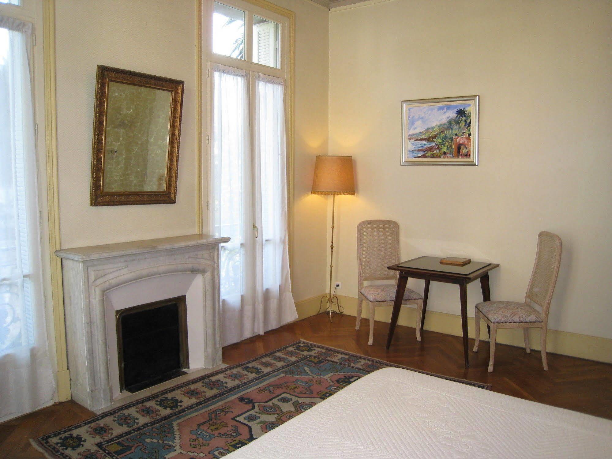 Résidence La Villa Léonie Niza Exterior foto